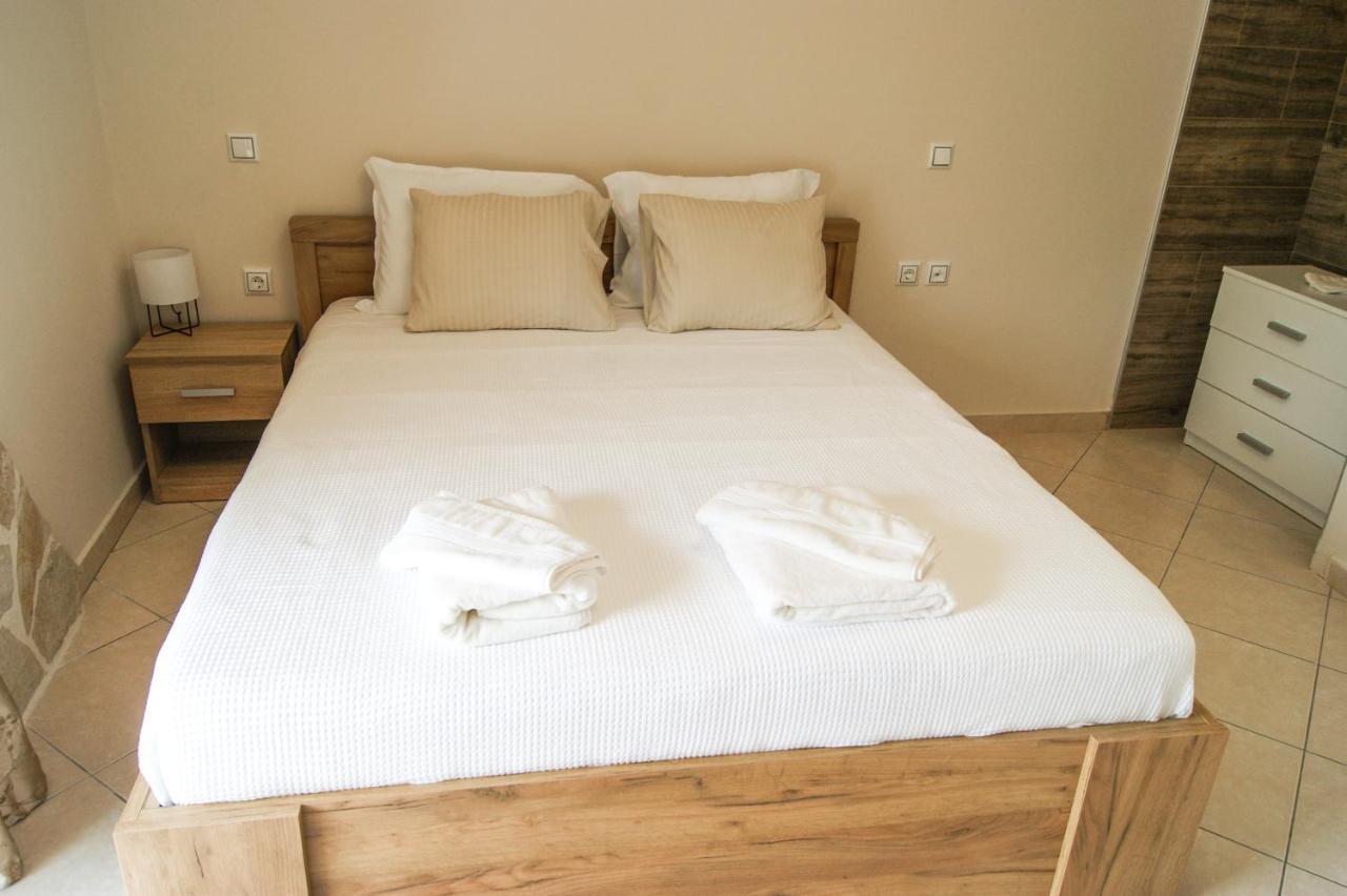 My Oneiro Apartments Ioannina Ngoại thất bức ảnh