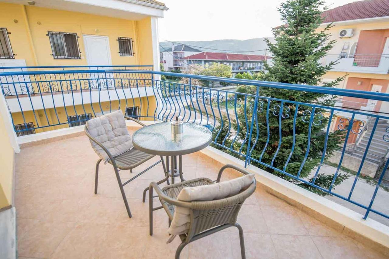 My Oneiro Apartments Ioannina Ngoại thất bức ảnh