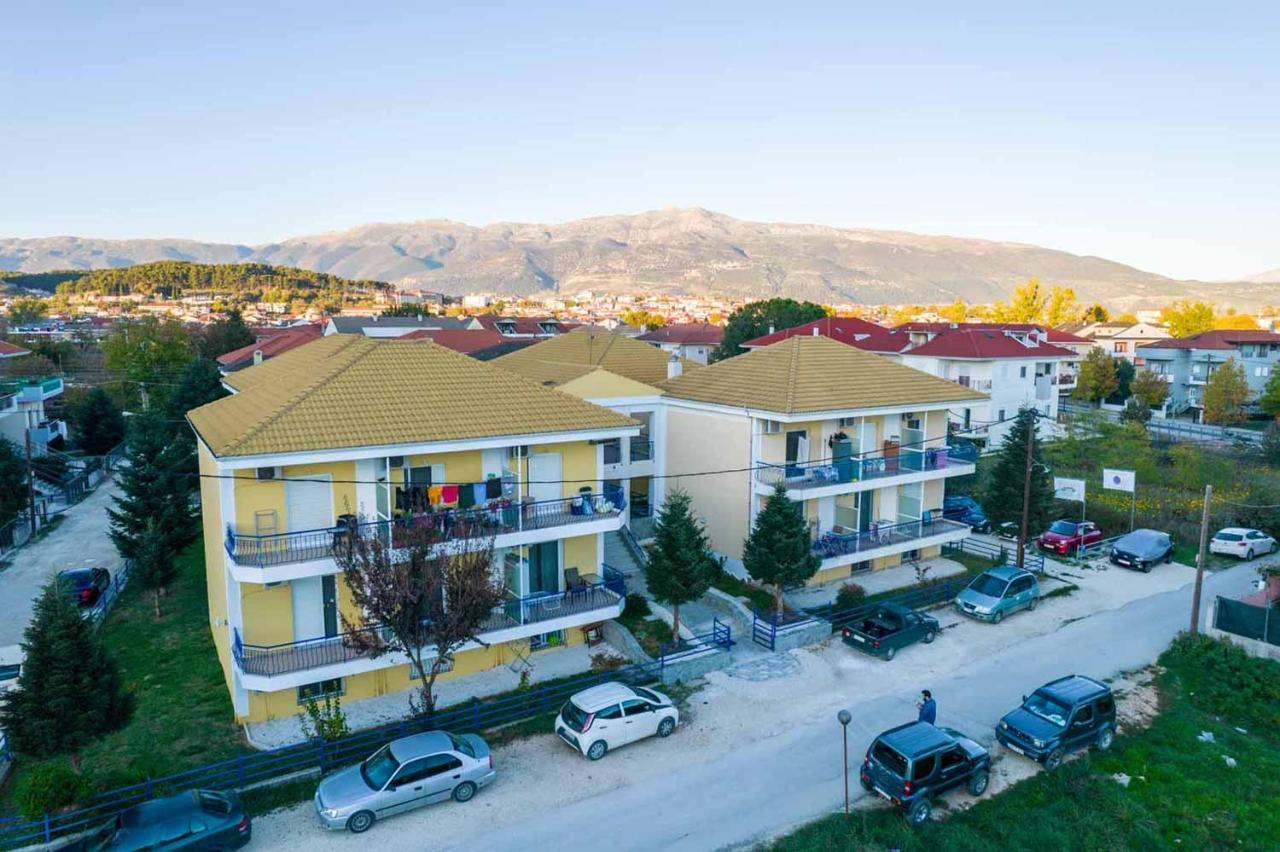 My Oneiro Apartments Ioannina Ngoại thất bức ảnh